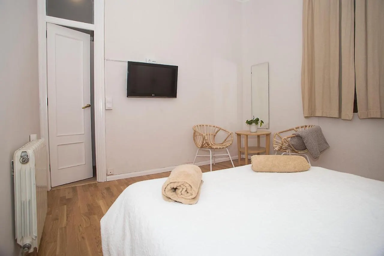 Mai & Maud Ronda Apartment Barcelona Spain