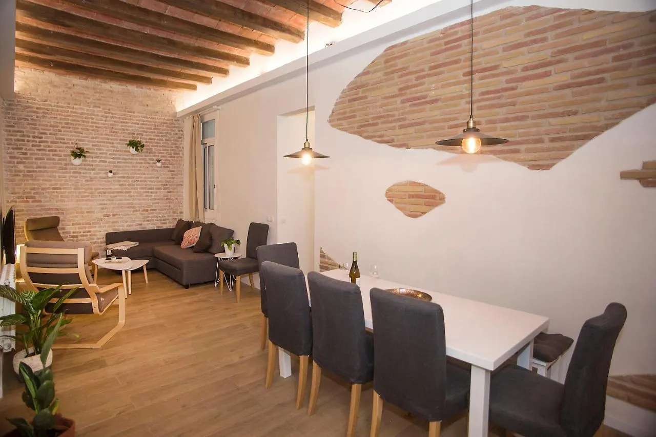 Mai & Maud Ronda Apartment Barcelona