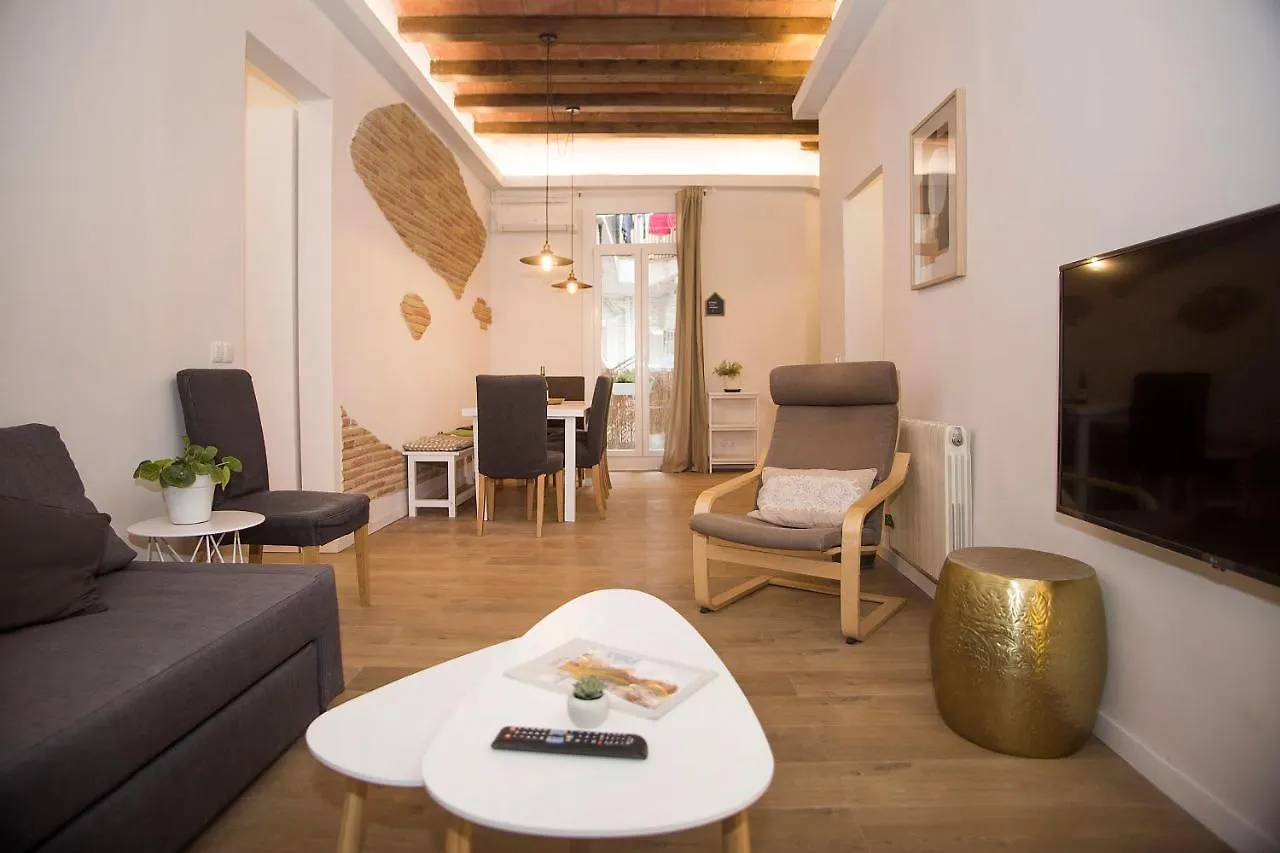 Mai & Maud Ronda Apartment Barcelona